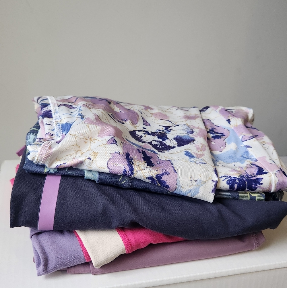 Fabletics Floral and Solid Color Clothing Bundle 5 Pairs. See Previous Posts.